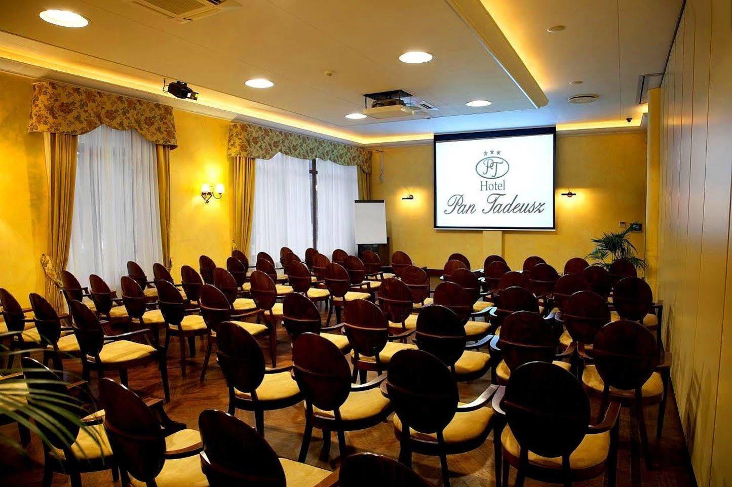 Hotel Pan Tadeusz Serock Bagian luar foto