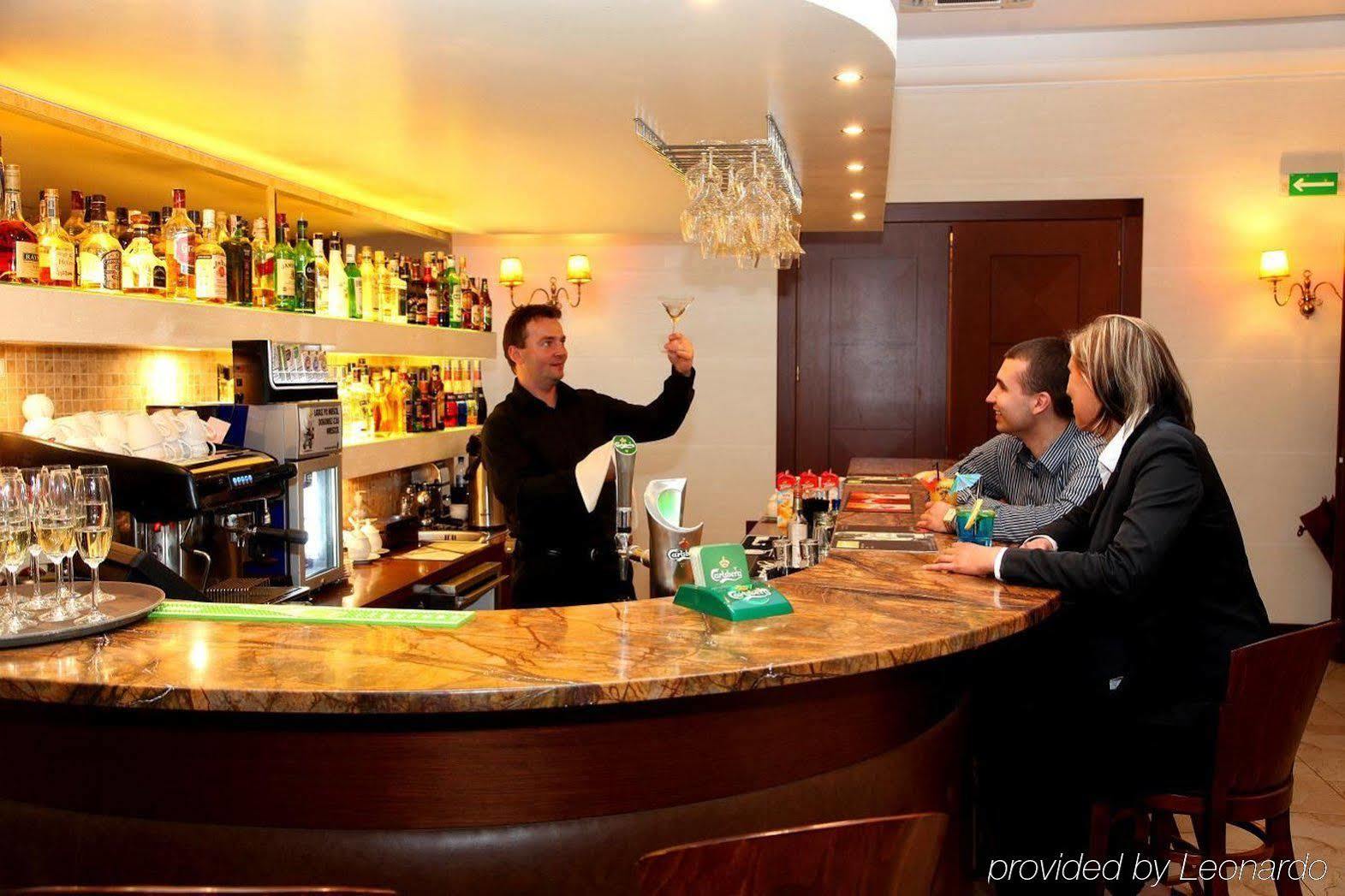 Hotel Pan Tadeusz Serock Bagian luar foto